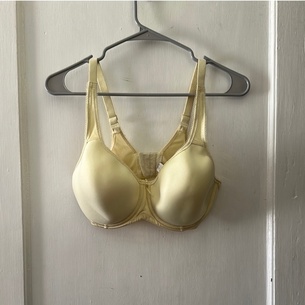 Wacoal Basic Beauty Spacer Underwire T-Shirt Bra